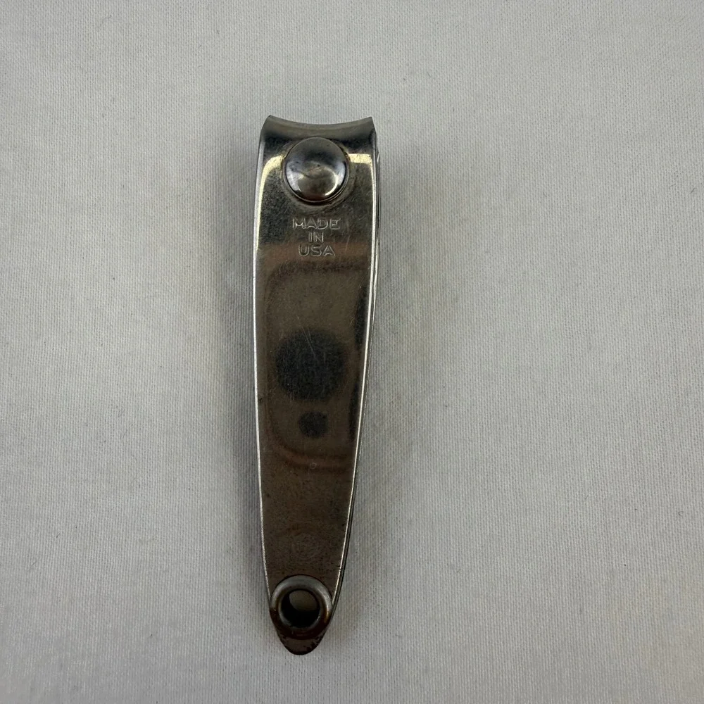 Vintage Trim Nail Clippers W.E. Bassett Co Derby CT Made in USA Stainless Steel